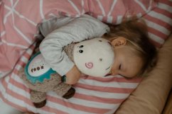 Ovečka uspávačka/usínáček projektor plyš