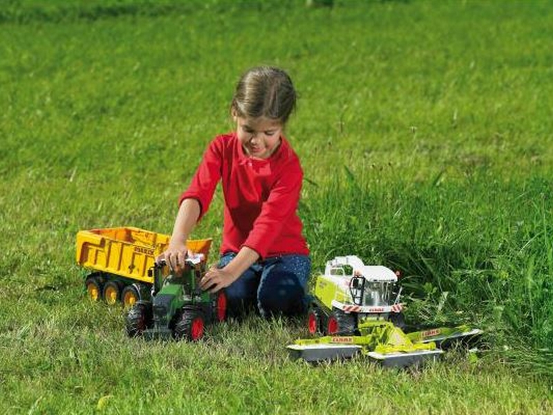 Bruder 2131 Řezačka na kukuřici CLAAS Jaguar