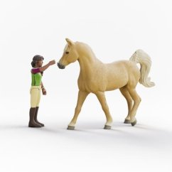 Schleich Horse Club Sarah a Mystery
Schleich Sarah a Mystery 42714
Schleich 42714 Sarah a Mystery