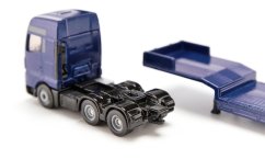 SIKU Super 1790 Tahač MAN s kolovým nakladačem JCB